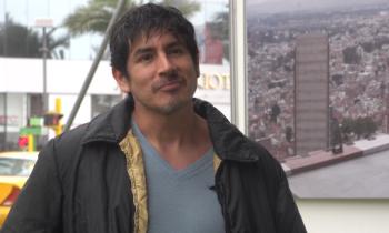 Encuentro Bajo la luz - Retratos de Sandro Aguilar