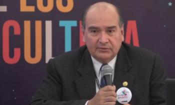 Semana Puntos de Cultura. Conversatorio "Cultura, determinente para la Salud". Exposición Oswaldo salaverry